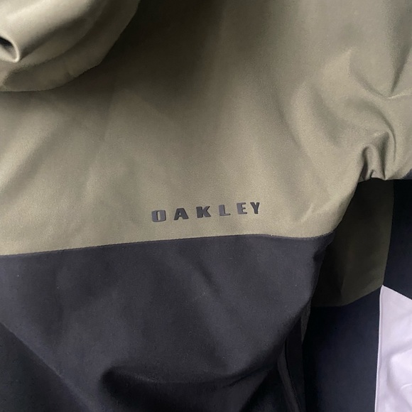 Like new Oakley Phoenix 2.0 She’ll Anorak Ski Jacket - Picture 8 of 12